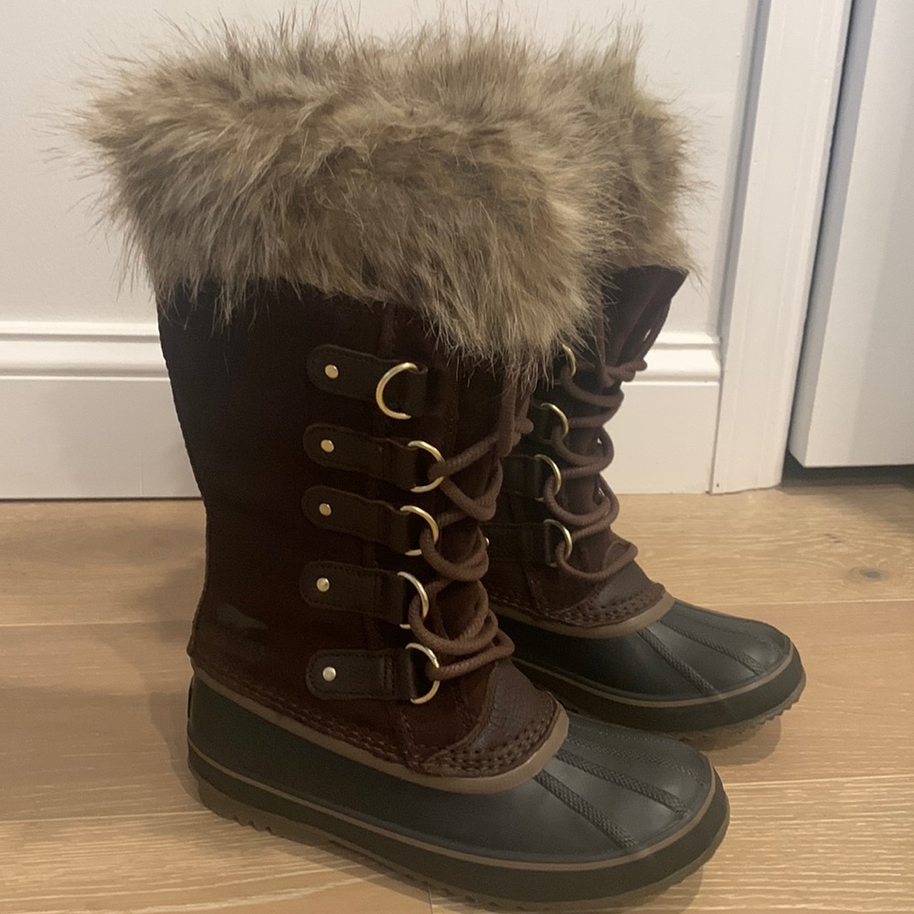 Sorel Joan of Arctic boots